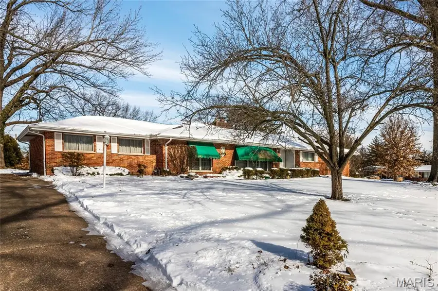 41 Harneywold Drive, Ferguson, MO 63136 - #2