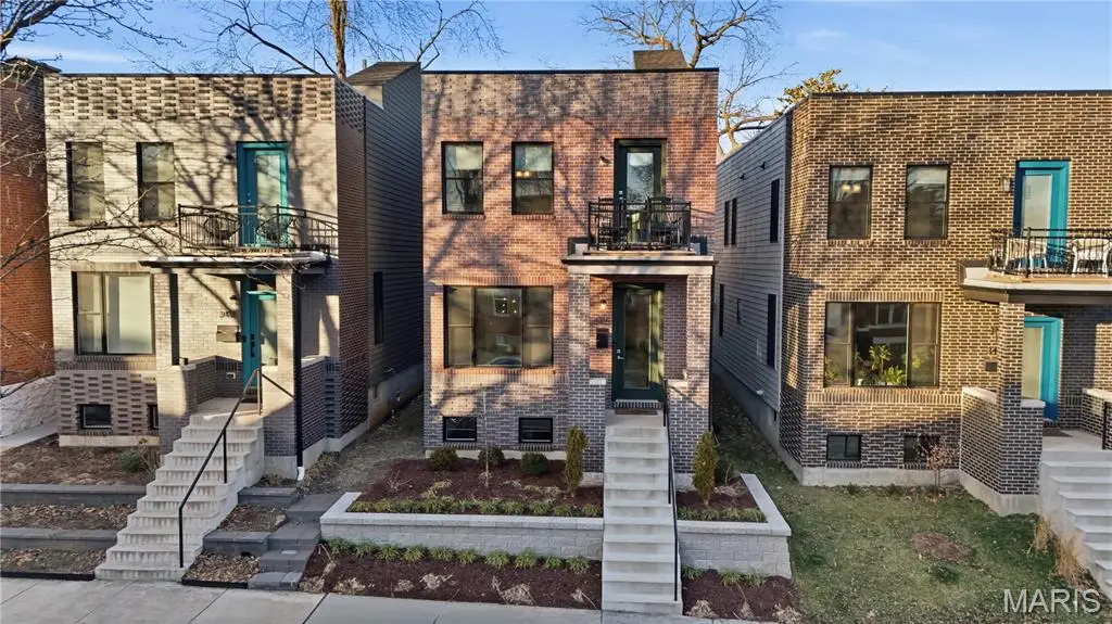 3415 Vista Avenue, Saint Louis, MO 63104 - #1