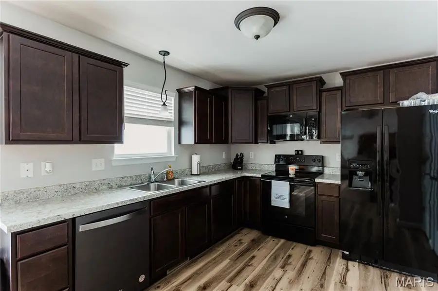 2320 Central Park Drive, Troy, MO 63379 - Image #2