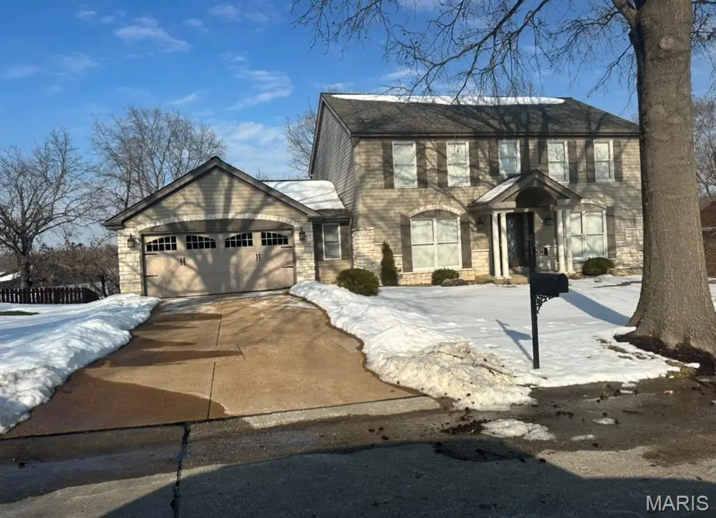 2823 Elk Peak Court, Saint Louis, MO 63129 - Image #1