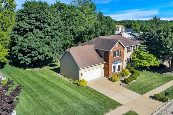 134 Rosebrook Drive, Hazelwood, MO 63031