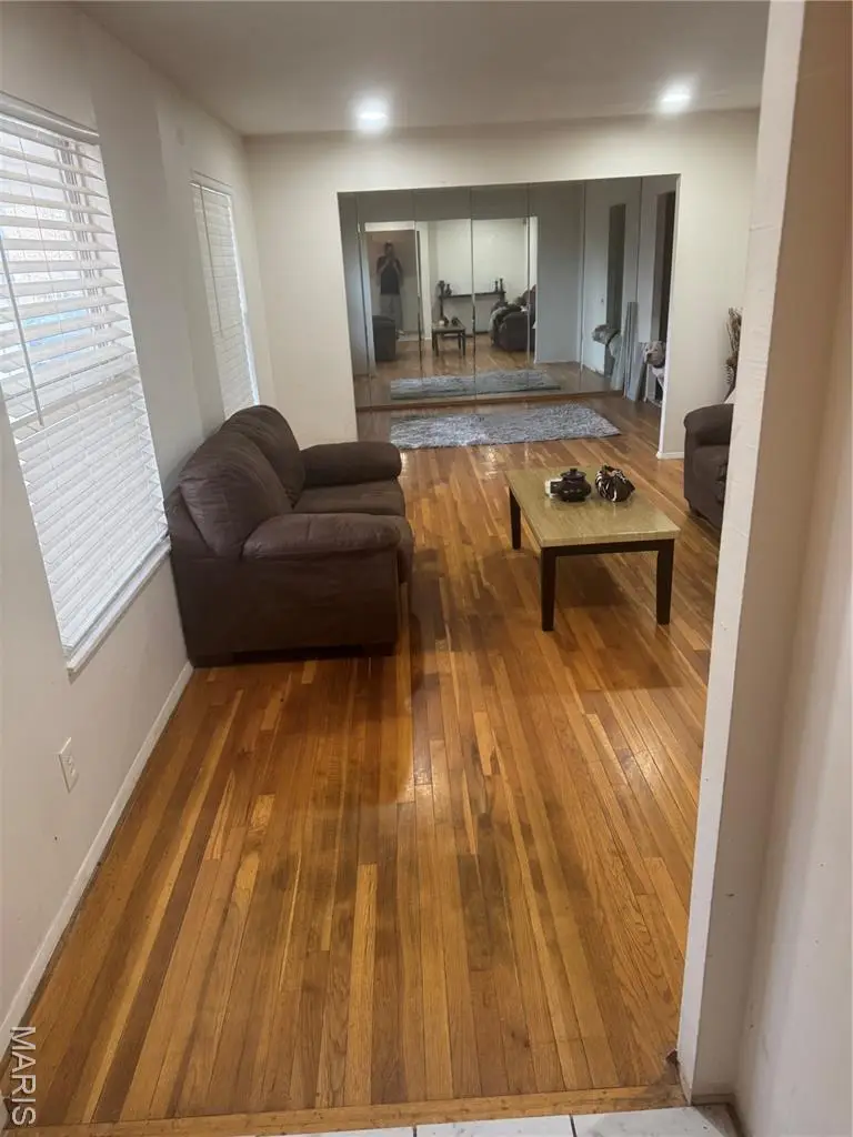 4308 Sulla Drive, Florissant, MO 63033 - Image #2