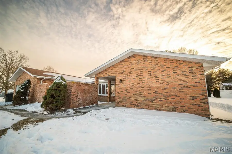 123 Jefferson Drive, Waterloo, IL 62298 - Image #2