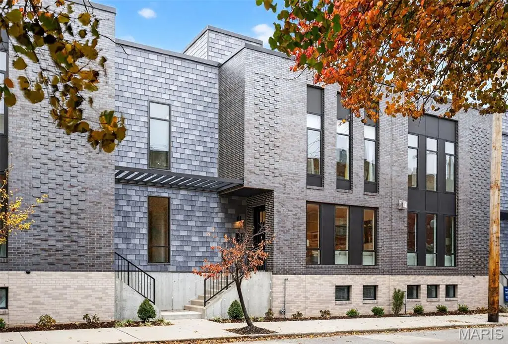 215 N Sarah Street #7, Saint Louis, MO 63108 - #1