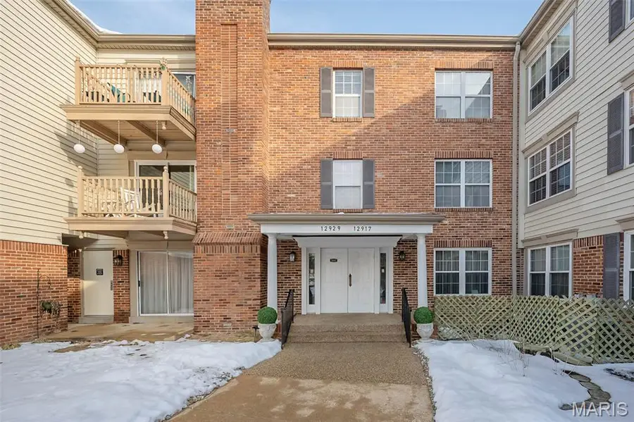 12917 Portulaca Drive #220, Saint Louis, MO 63146 - #2