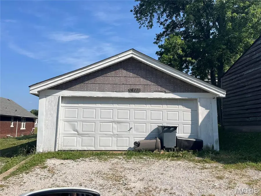 611 Centreville Avenue, Belleville, IL 62220 - Image #3