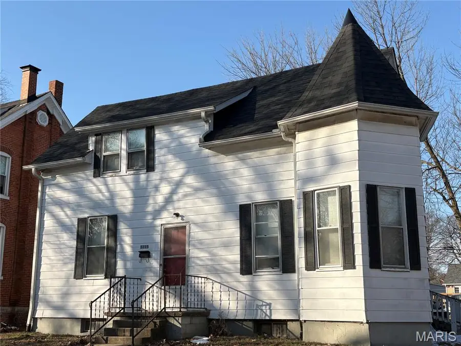 1215 14th Street, Highland, IL 62249 - #2