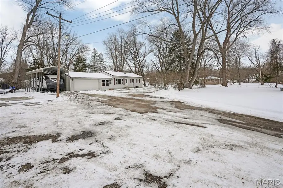 9614 Holdener Place, Fairview Heights, IL 62208 - Image #3