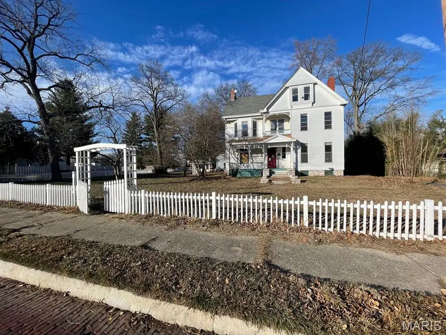 810 Grove Street, Alton, IL 62002 - Image #2