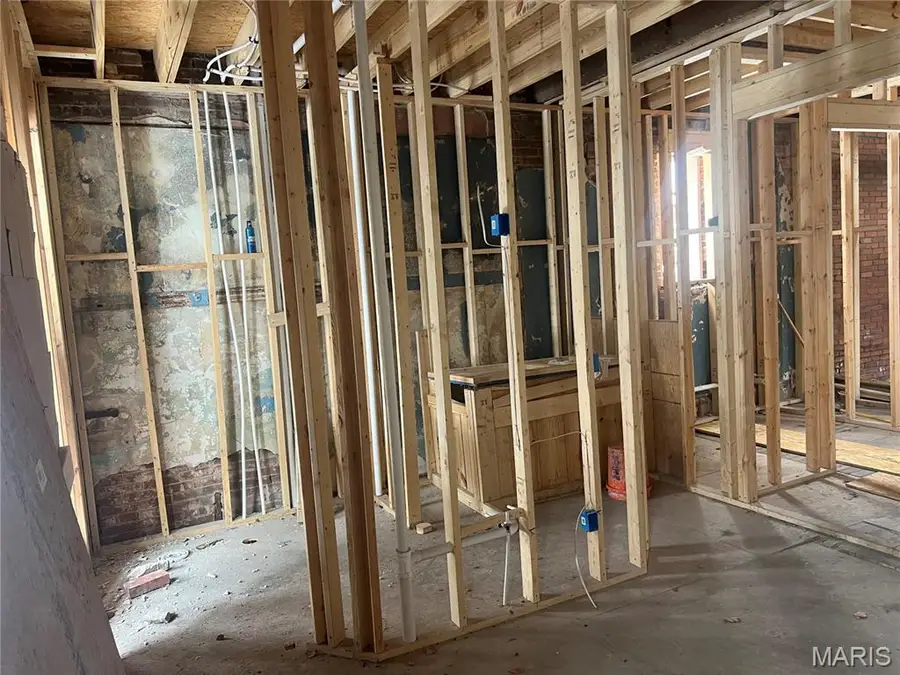 4312 College Avenue, Saint Louis, MO 63107 - #2