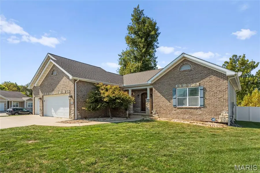 901 Ambercrombie Court, Ofallon, IL 62269 - Image #3