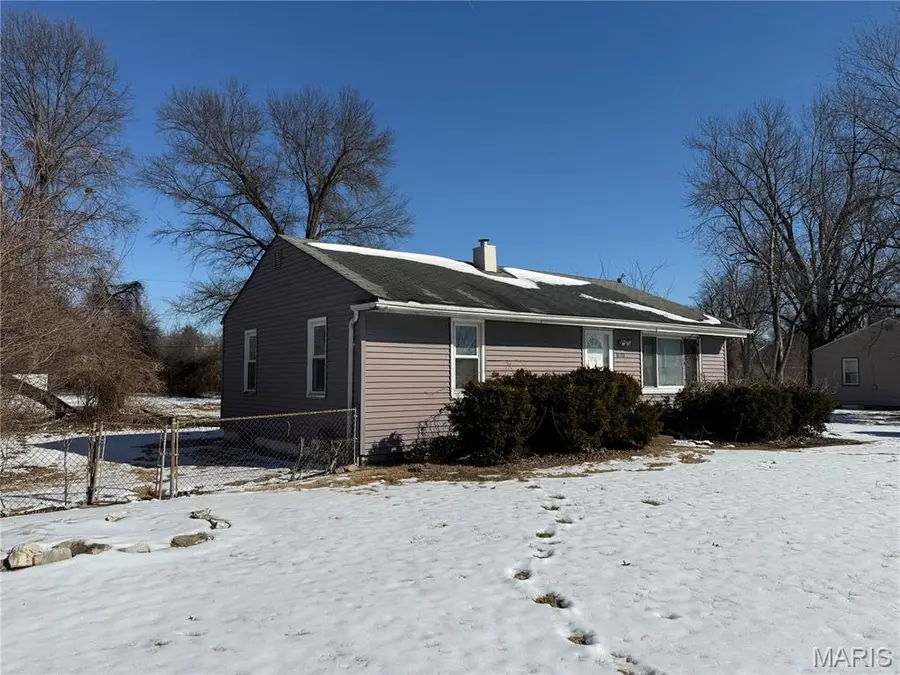 1031 Farmview Drive, Saint Louis, MO 63138 - #2