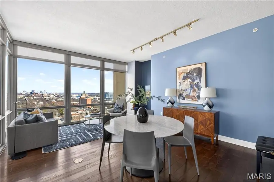 4909 Laclede Avenue #2103, Saint Louis, MO 63108 - #3