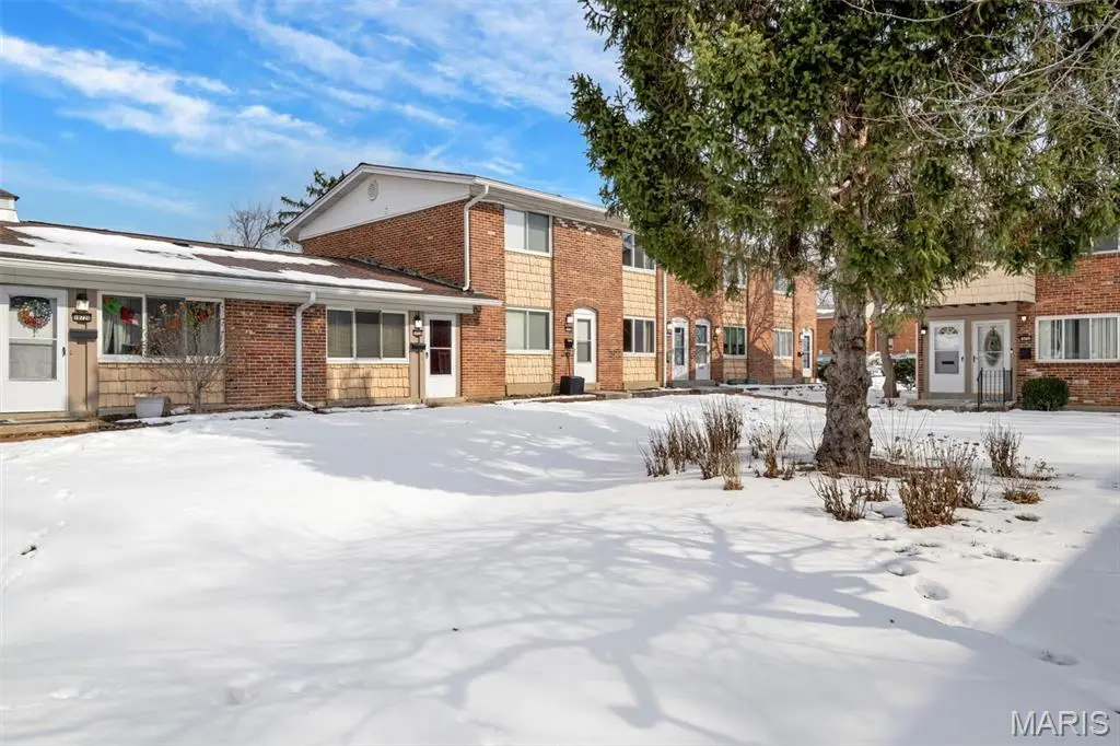 10736 Carroll Wood Way, Saint Louis, MO 63128 - #1