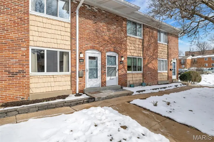 10736 Carroll Wood Way, Saint Louis, MO 63128 - #3