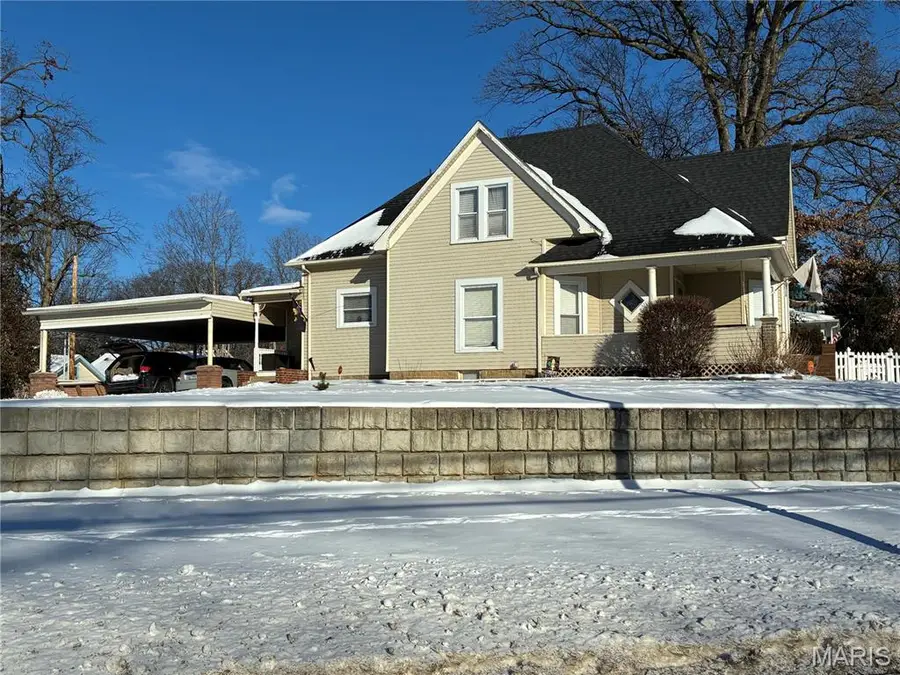 615 Grigg Street, Greenville, IL 62246 - #2