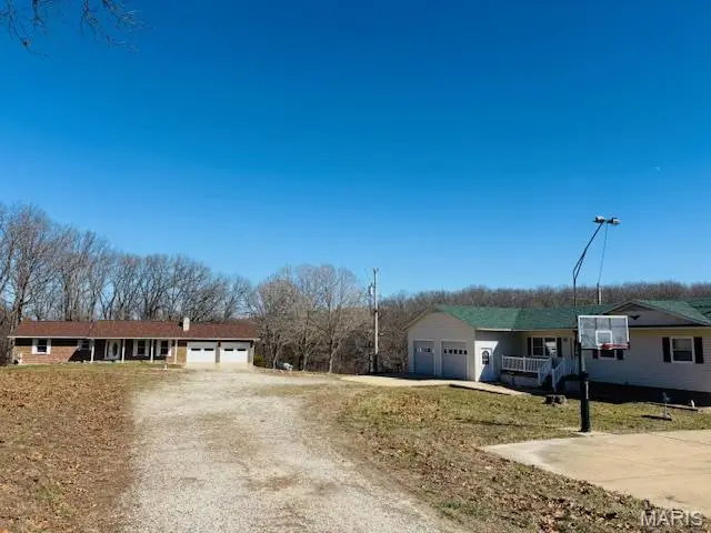 205 and 207 Center Point Rd, Steelville, MO 65565 - #1