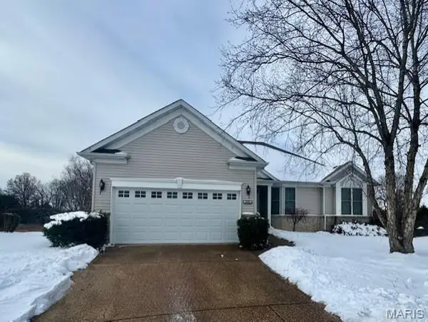 2098 Hawks Landing Drive #S, Lake St Louis, MO 63367