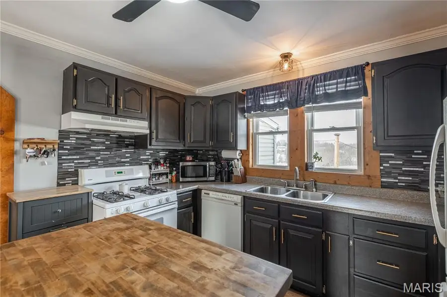 10978 State Rte A, Ste Genevieve, MO 63670 - #3