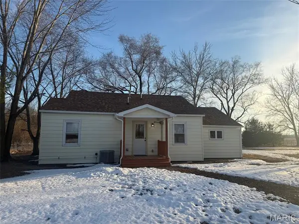 1282 N 1750 Street, Brownstown, IL 62418