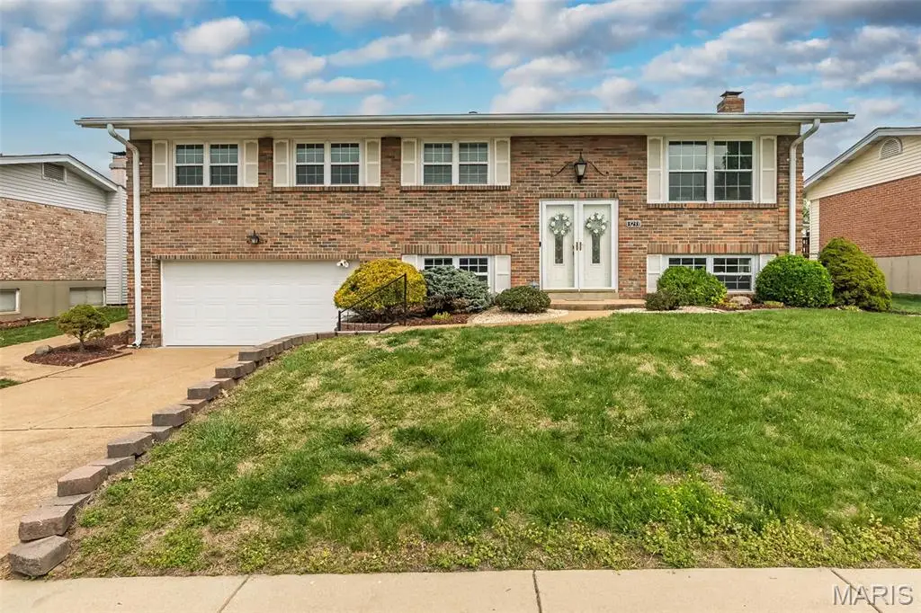 3233 Hedgetree Lane, Saint Louis, MO 63129 - #1