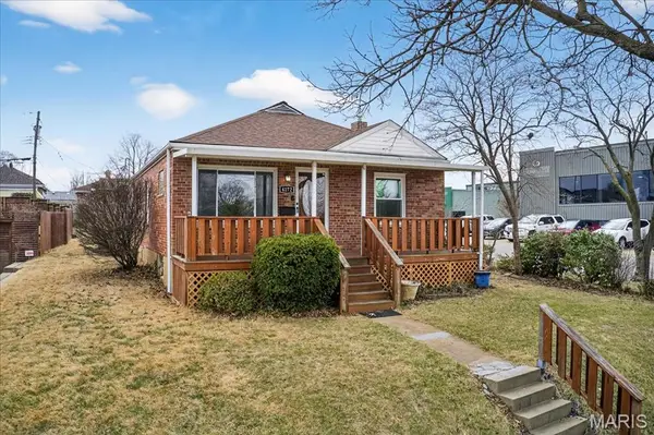 4172 Parker Avenue, St Louis, MO 63116