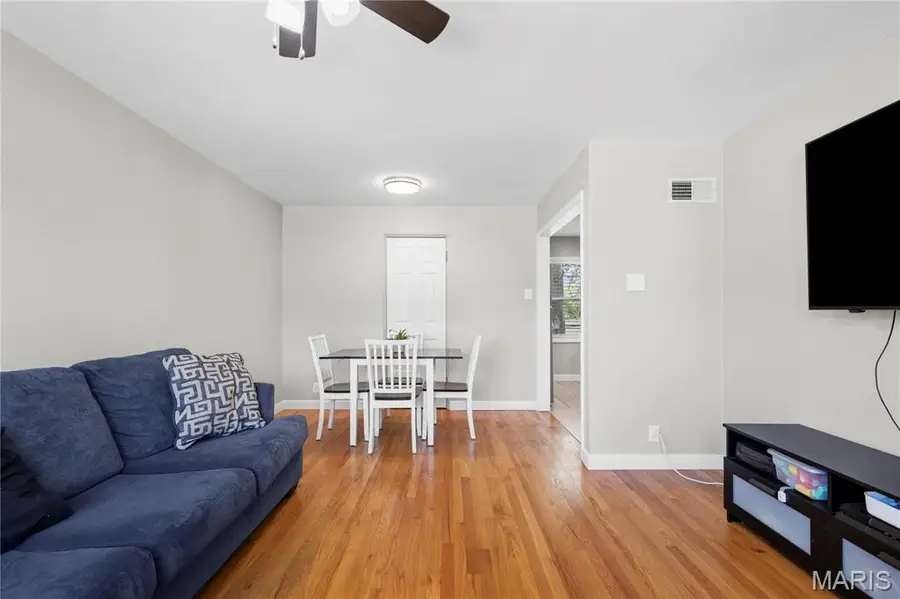 9524 Starboard Drive, Saint Louis, MO 63123 - #3