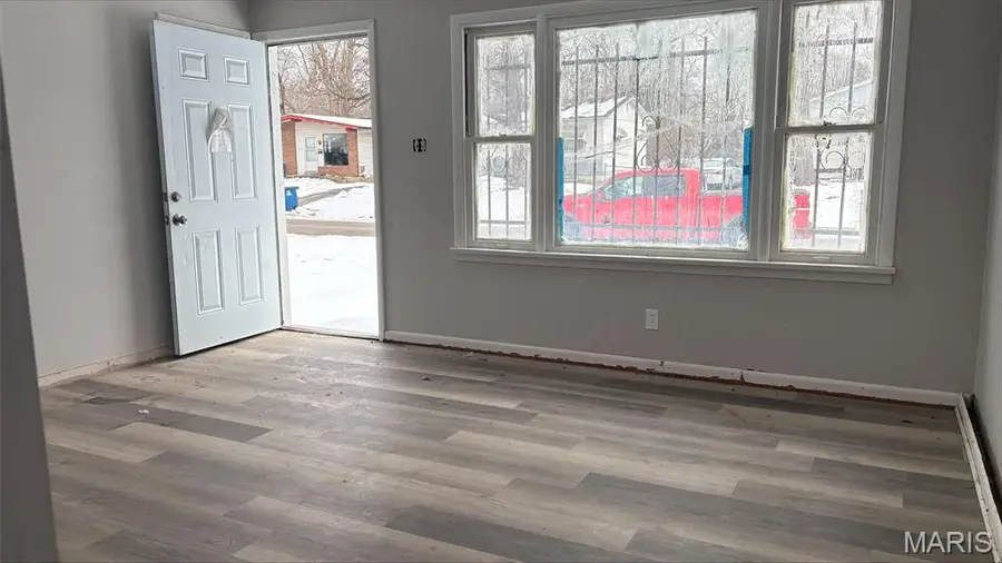 10235 Lord Drive, Saint Louis, MO 63136 - #2