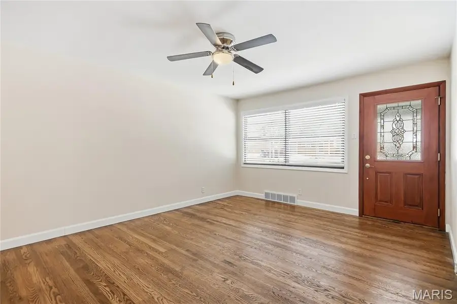 733 Forman Road, Saint Louis, MO 63123 - #3