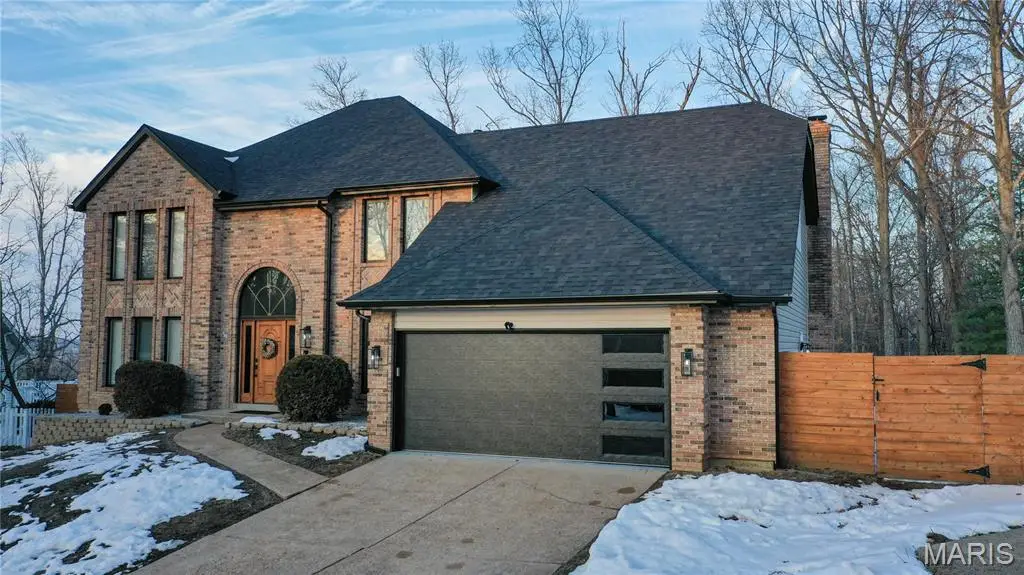 6906 Wellsford Court, Oakville, MO 63129 - Image #1