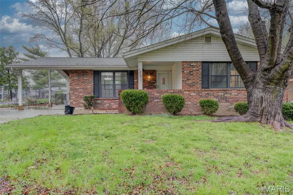 12071 Ameling Road, Maryland Heights, MO 63043 - #1