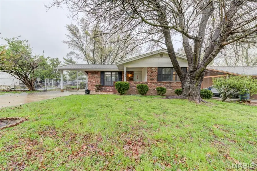 12071 Ameling Road, Maryland Heights, MO 63043 - #3