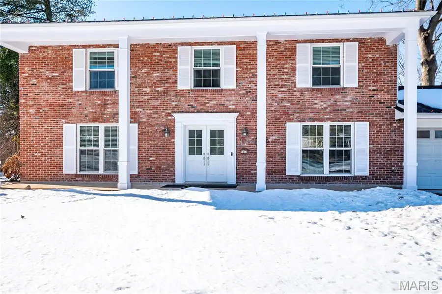 9836 Charwick Drive, Saint Louis, MO 63128 - #3