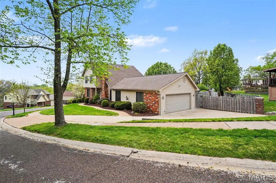 5022 Amber Place Drive, Saint Louis, MO 63128 - #2