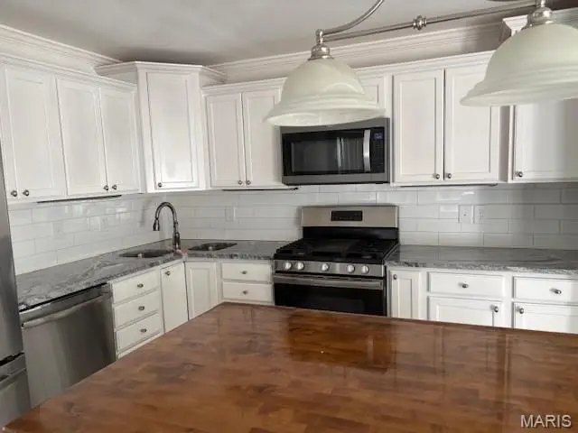 502 Iron Lantern Drive, Ballwin, MO 63011 - #2