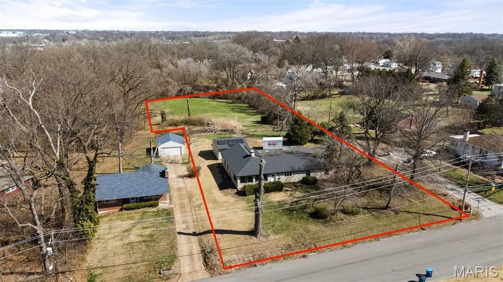 3666 Mckibbon Road, Saint Louis, MO 63114 - #1