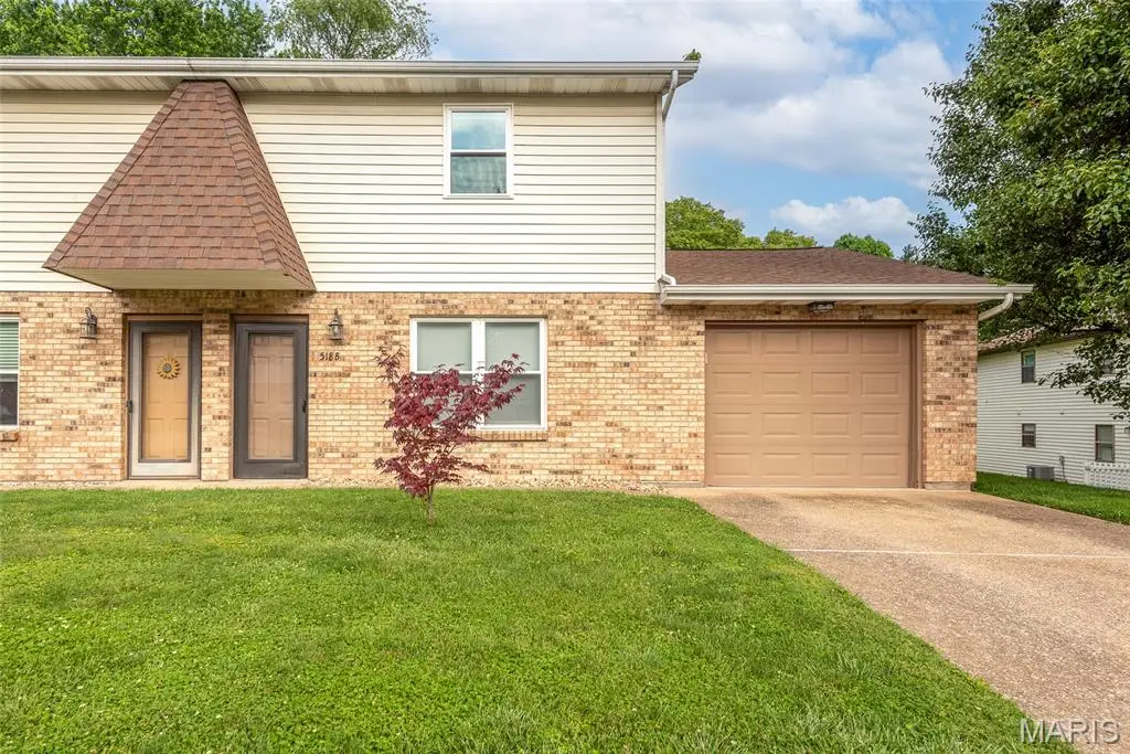 518 Bargraves Boulevard #B, Troy, IL 62294 - #1