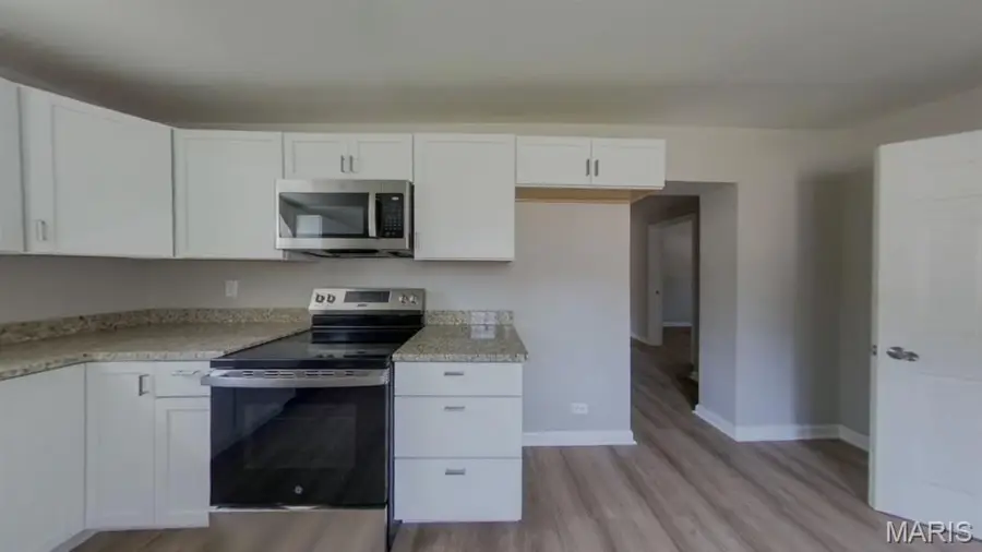 807 Broadway, Jefferson City, MO 65101 - #3