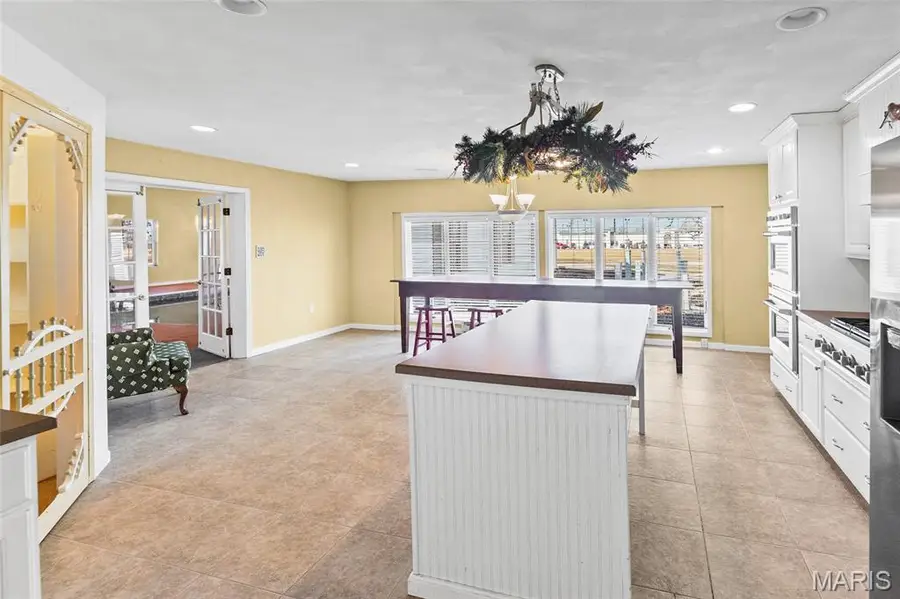 10102 State Route 127, Nashville, IL 62263 - #3