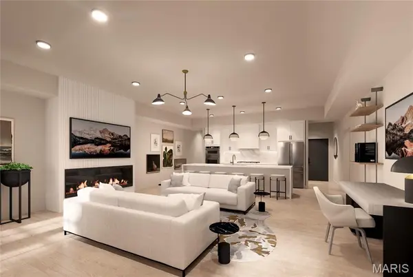 1121 S Main Street #306, St Charles, MO 63301