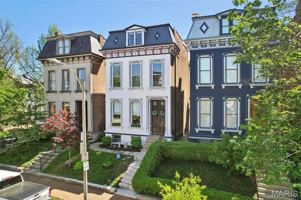 1804 Hickory Street, Saint Louis, MO 63104 - #1