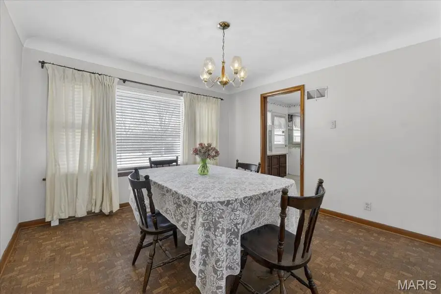 46 Garden Lane, Maryland Heights, MO 63043 - #3