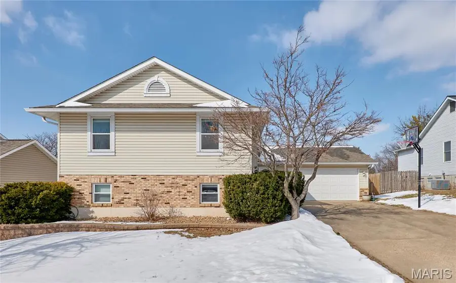 1106 Holly Springs Trail, Saint Peters, MO 63376 - #2