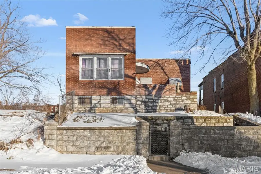 4640 Nebraska Avenue, Saint Louis, MO 63111 - #3