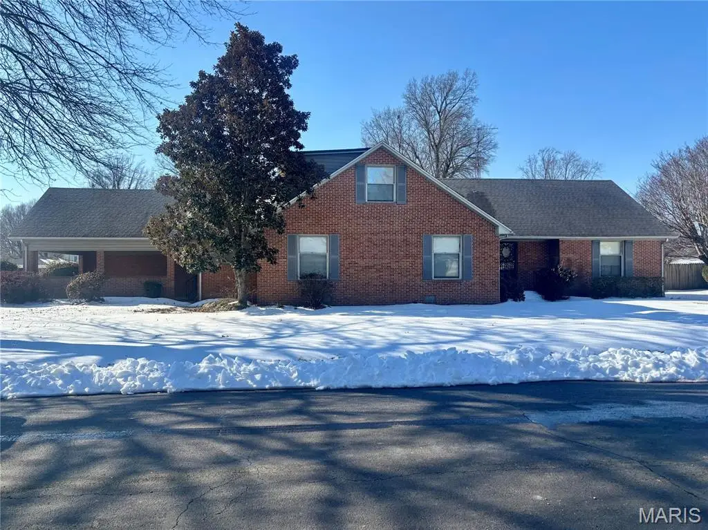 100 N Clayton Street, Charleston, MO 63834 - #1