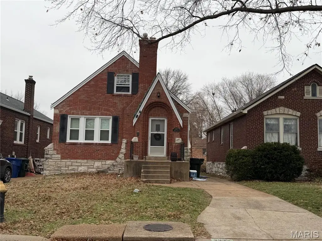 7337 Sharp Avenue, Saint Louis, MO 63116 - Image #1