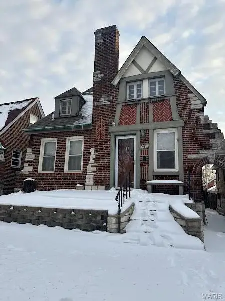 5722 Itaska Street, Saint Louis, MO 63109 - #1