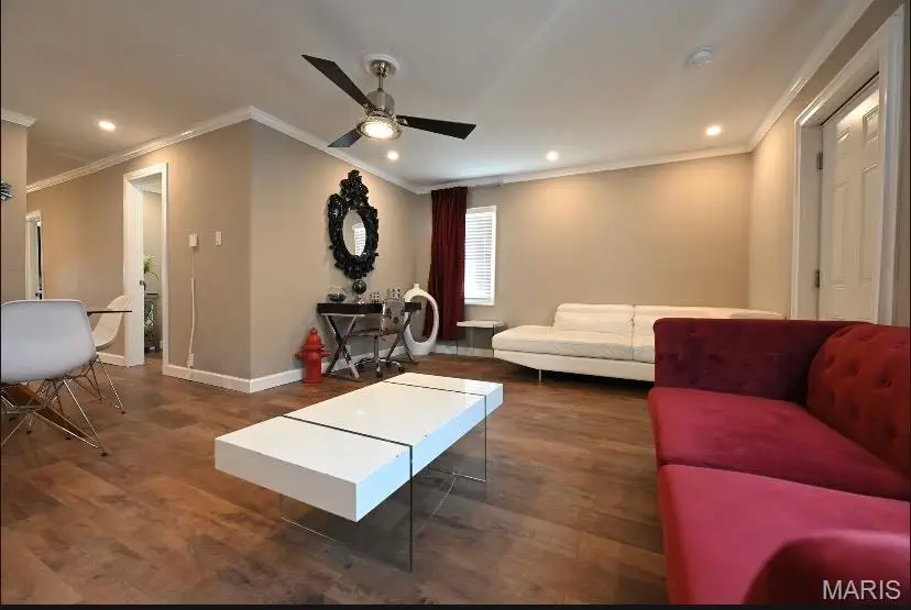 8834 Blewett Avenue, Jennings, MO 63136 - #3