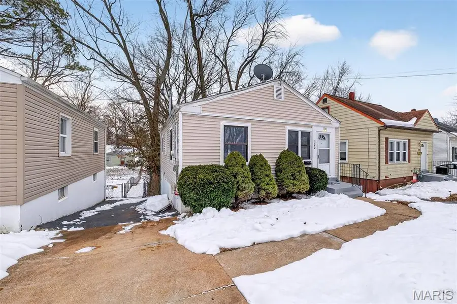 122 Elkan Avenue, Saint Louis, MO 63135 - #2