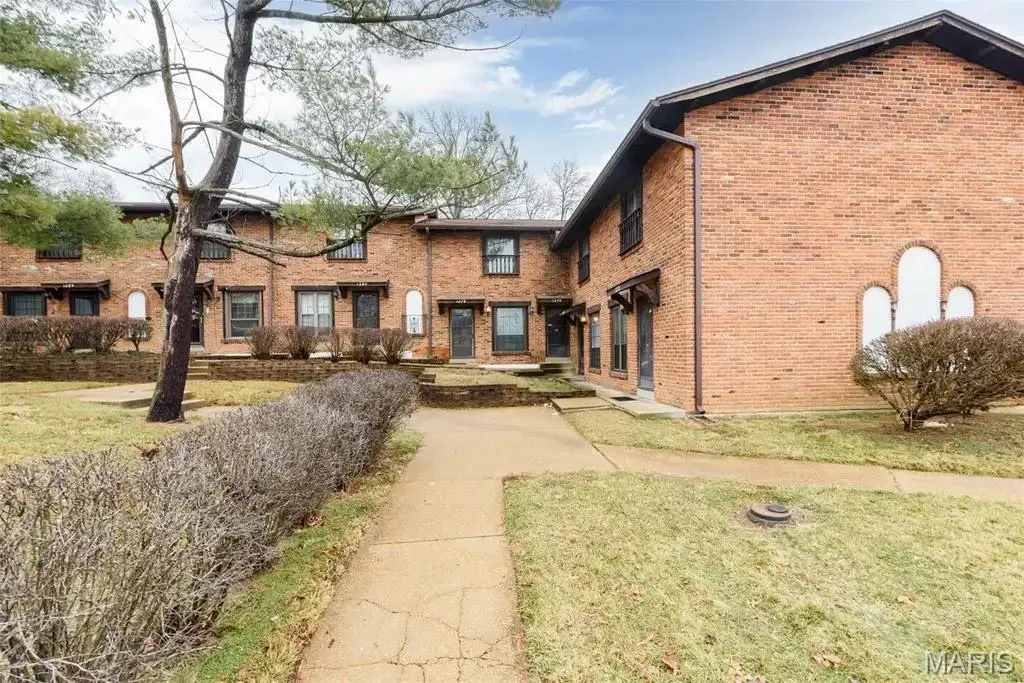 1278 North And South Road #1278, Saint Louis, MO 63130 - #1
